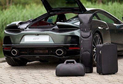 ماكلارين أتوموتيڤ تكشف عن أول تشكيلة حقائب جديدة كلياً لسيارة ماكلارين GT من McLaren Special Operations