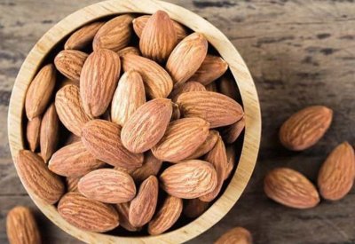 8 فوائد صحية لتناول اللوز يومياً.. تعرف عليها