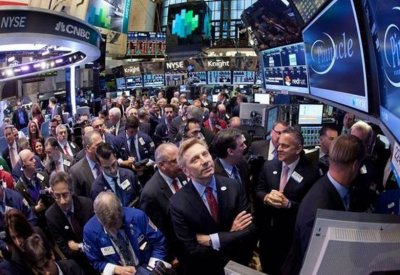 مكاسب أسبوعية تفوق 1.5% لمؤشرات الأسهم الأميركية