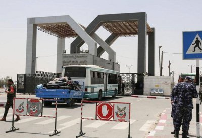 وفد أمني مصري في غزة من أجل "التهدئة"            