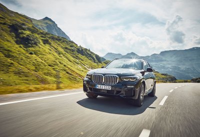 إطلاق BMW X5 xDrive45e الجديدة في السوق
