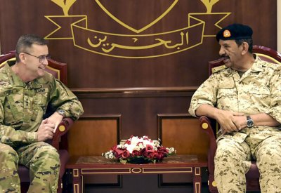 القائد العام يستقبل قائد القيادة المركزية البرية الأمريكية‎