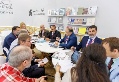  "كلمة" للترجمة يوقع اتفاقيات لترجمة مؤلفات من الأدب الروسي