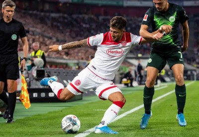 فولفسبورغ يفلت بالتعادل أمام دوسلدورف في الجولة الرابعة