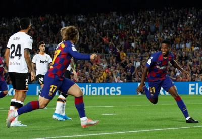 فوز كبير لبرشلونة على فالنسيا.. وأنسو فاتي يدخل التاريخ