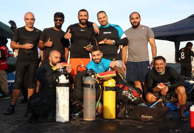 حملة بحرنا نظيف تواصل عملها بتنظيف مرفأ سترة