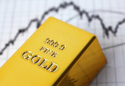الذهب يقفز 1% في ظل عزوف عن المخاطرة إثر هجمات على منشآت أرامكو