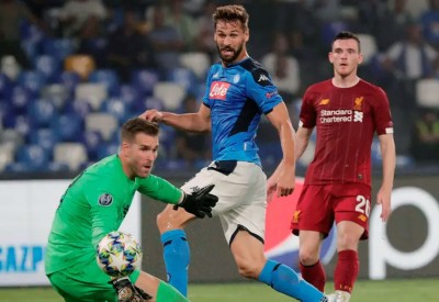 ليفربول يسقط أمام نابولي.. وبرشلونة ينجو من دورتموند