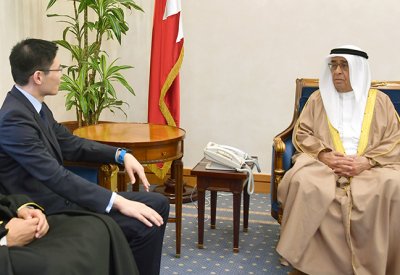 سمو الشيخ محمد بن مبارك آل خليفة يستقبل المدير العام لشركة هواوي في المملكة