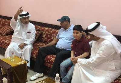 الصالح وآل عباس يزوران مركز الأمل بالكويت