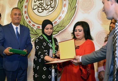 "المبرة الخليفية" تهنئ منتسبتها لفوزها بجائزة الشاب النموذج 2019
