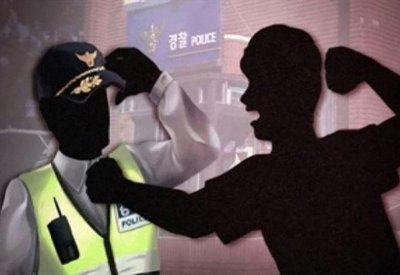 3 سنوات لشاب "عصبي" ضرب شرطي ونام في الدورية