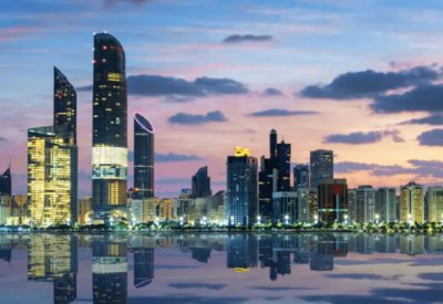 رويترز: أبوظبي تعين بنوكاً لترتيب إصدار سندات مقومة بالدولار