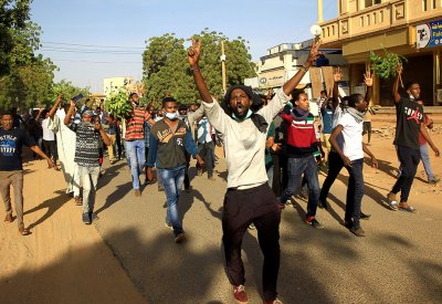 السودان يطلق برنامج إنقاذ مدته 9 أشهر