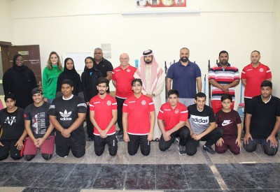الغانم يزور تدريبات فريق نادي المحرق ويطمئن على جاهزية اللاعبين واللاعبات