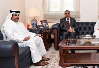 خلف يجتمع مع المدير التنفيذي لنادي راشد للفروسية