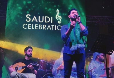 فؤاد عبد الواحد يحتفل باليوم الوطني السعودي الـ89 في دبي