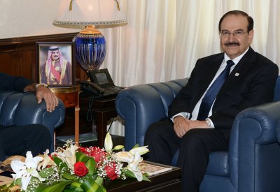 ميرزا يبحث مع المنسق المقيم للأمم المتحدة مستجدات تنفيذ الخطة الوطنية للطاقة المتجددة