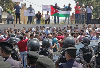  الأردن.. القضاء يوقف إضراب المعلمين 