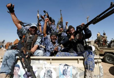 وزير يمني يفضح تزوير الحوثي.. "فيديو قديم لعملية فاشلة"