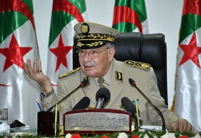 قايد صالح: نرفض أي تدخل أجنبي في شؤون الجزائر