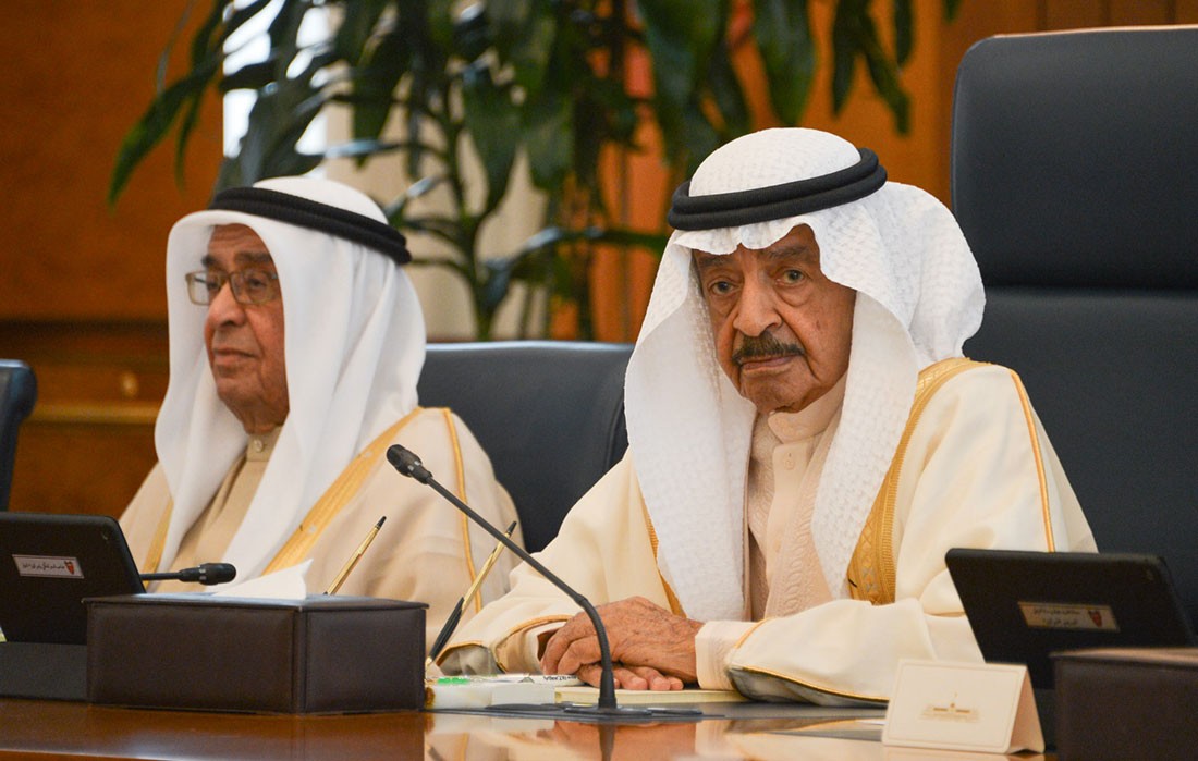 سمو رئيس الوزراء يوجه "الداخلية و الصحة و الأشغال" بمتابعة احتياجات المناطق التي تقام فيها شعائر "عاشوراء"
