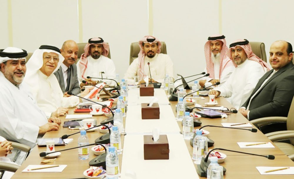 (بحرنة الوظائف النيابية) تجتمع مع وزير الإعلام في 15 سبتمبر