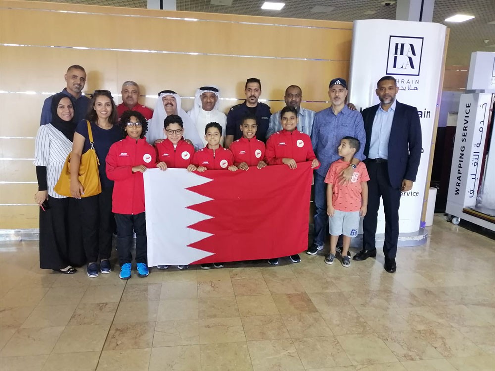 وفد منتخبنا الوطني للسباحة يغادر للكويت