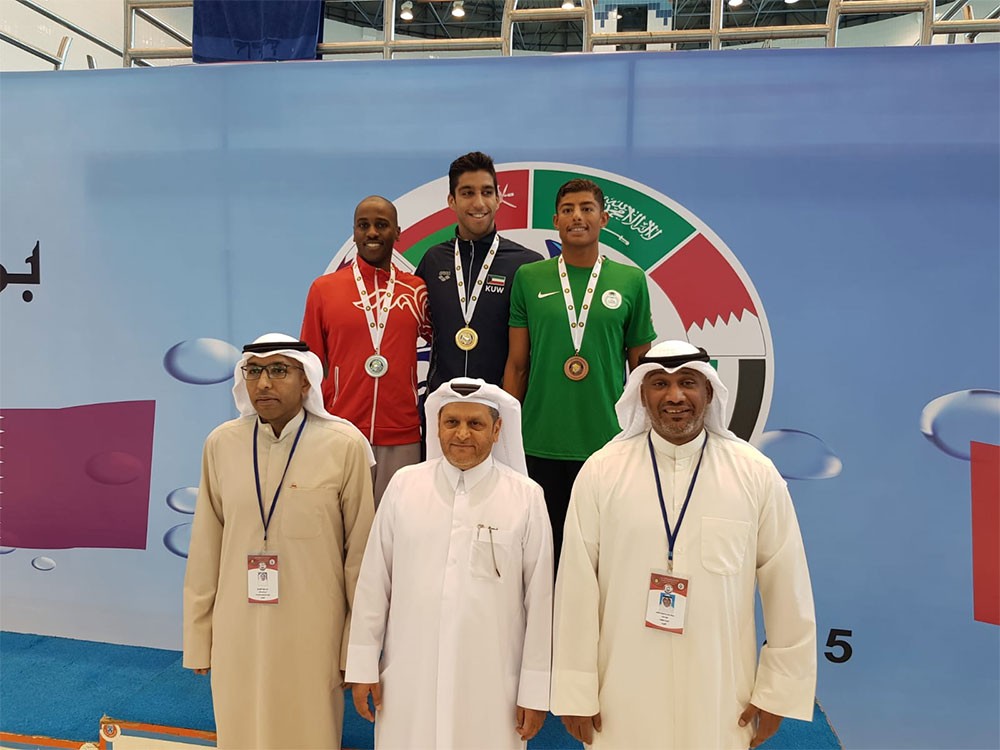 منتخب السباحة يحرز 6 ميداليات ملونة