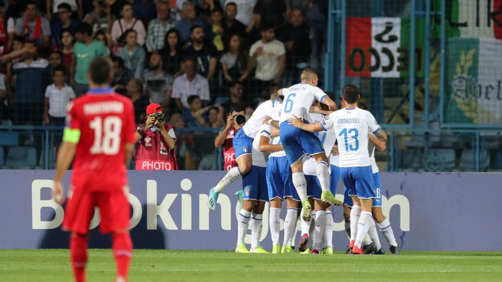 منتخب إيطاليا يعزز صدارته بثلاثية في أرمينيا