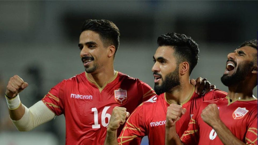 الأحمر يتعادل مع العراق