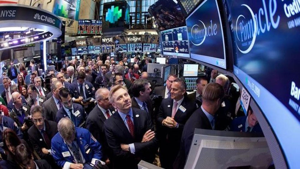 مكاسب أسبوعية تفوق 1.5% لمؤشرات الأسهم الأميركية