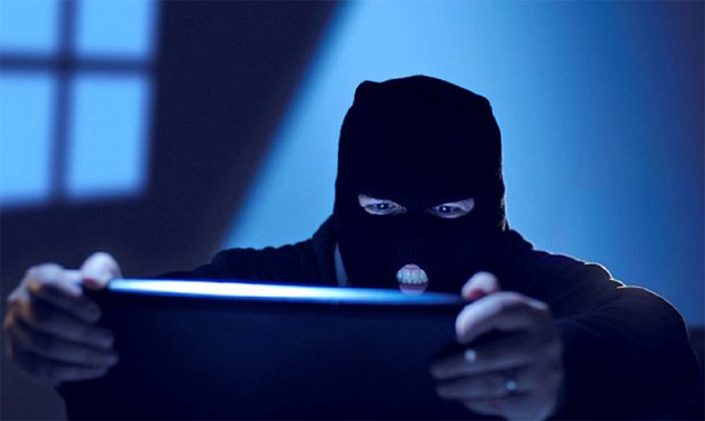 25 سبتمبر للقبض على سيدة بدعوى احتيال نقابي معروف عليها