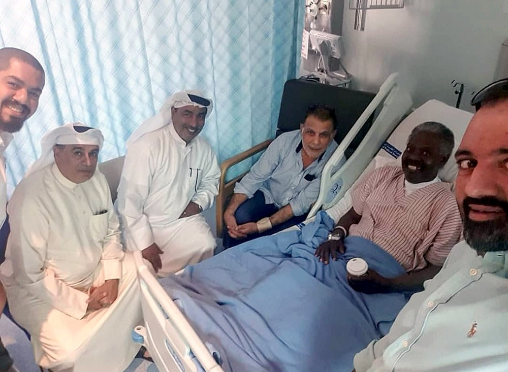 وعكة صحية أدخلت الفنان عبدالله وليد المستشفى