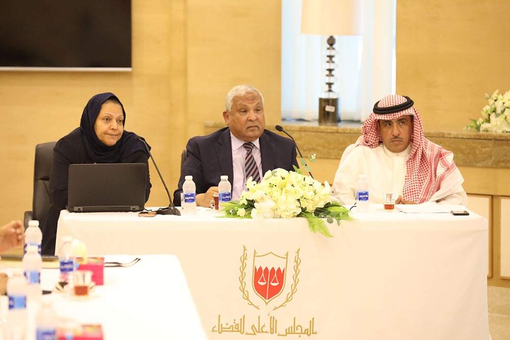 الأمانة العامة "للقضاء" تنظم حلقة نقاشية حول "تطوير المحاكم التجارية"