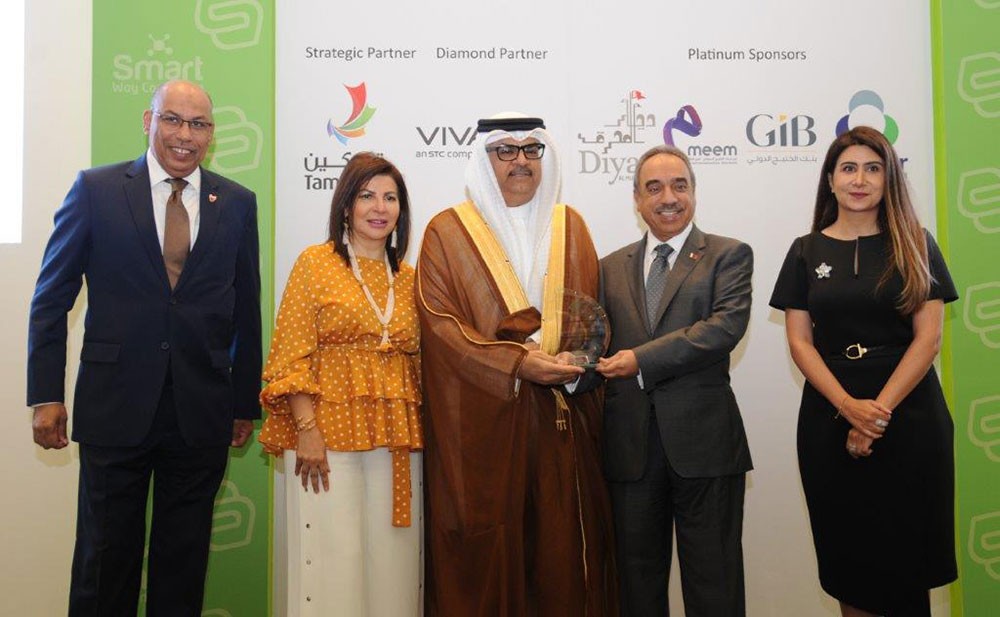 "الأشغال" تنال جائزة الحلول المرورية الذكية في مؤتمر المدن الذكية