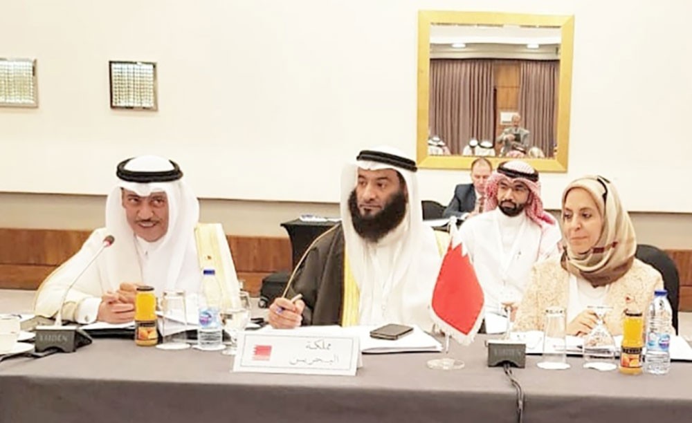 الشعبة البرلمانية تؤكد أهمية حماية حقوق الطفل العربي
