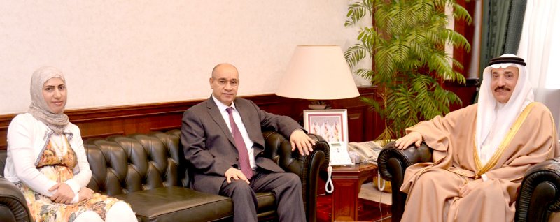 حميدان يشيد بالجامعة الأهلية لإصدارها كتاب (أخلاقيات العمل)