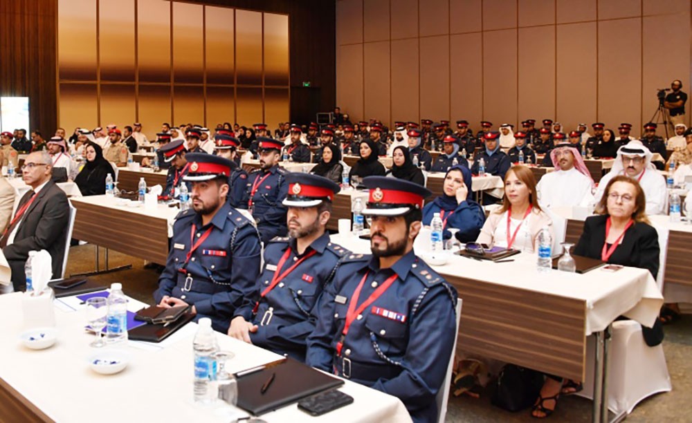 متحدثون في مؤتمر الشراكة المجتمعية لمكافحة المخدرات يستعرضون سبل علاج الادمان