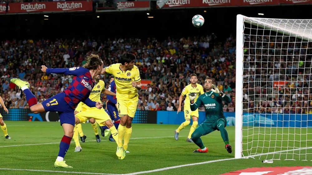 برشلونة يكسب نقاط فياريال.. ويخسر نجمه ميسي