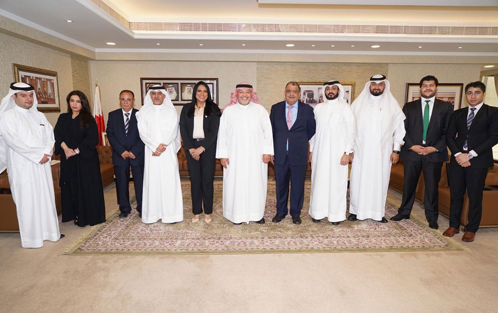 وزير العدل يجتمع مع جمعية المحامين البحرينية ويؤكد على دور اللجنة المشتركة في تعزيز التعاون المستمر 
