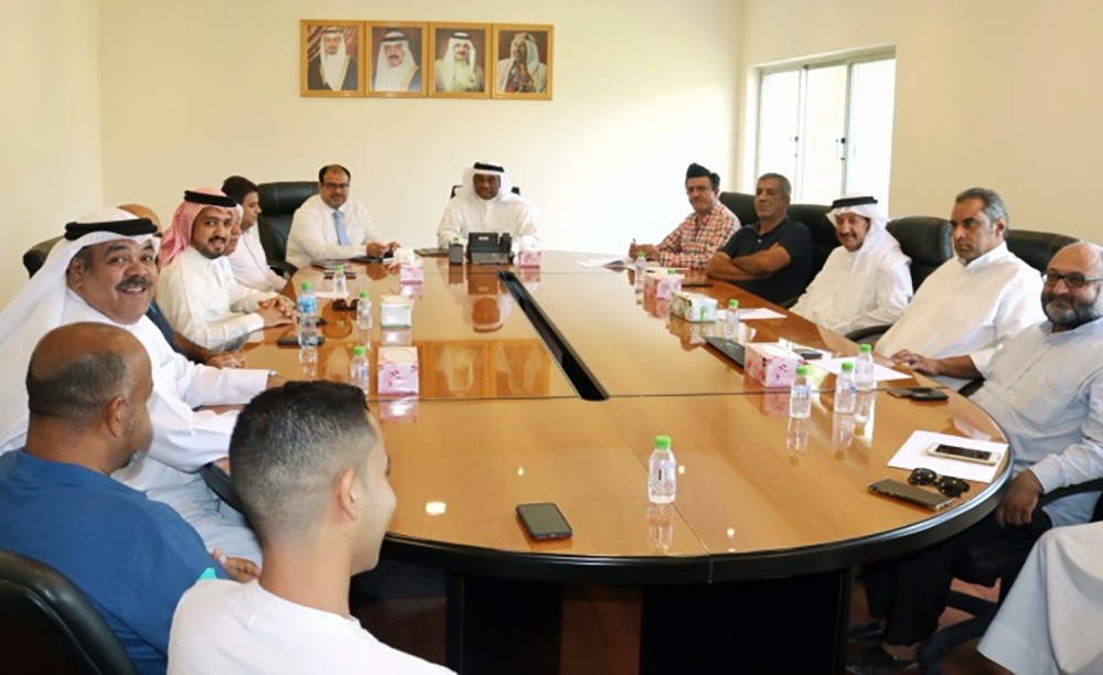 وكيل الثروة الحيوانية بالأشغال يبحث مع مربي المواشي سبل دعمهم