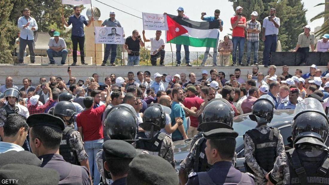  الأردن.. القضاء يوقف إضراب المعلمين 