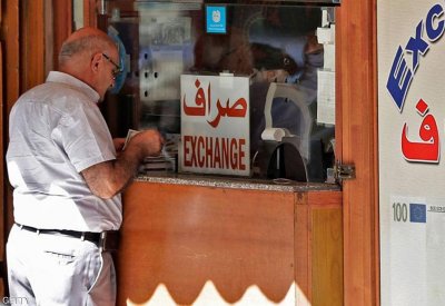 لحفظ "هيبة الدولة المالية".. رئاسة لبنان تلاحق "مغردين"