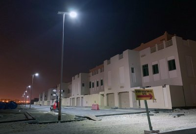 الإسكان تشرع في استخدام مصابيح الطاقة الشمسية لإنارة الطرق بـ "ضاحية الرملي"