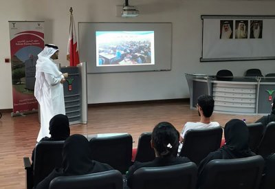 معهد البحرين للتدريب ينظم محاضرة في "فن الإلقاء والعرض" لمتدربيه