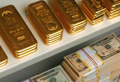 الذهب يرتفع بفعل بيانات اقتصادية سلبية أميركية