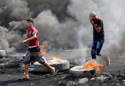  الصدر يطالب باستقالة الحكومة العراقية وإجراء انتخابات مبكرة 
