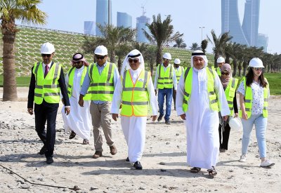 وكيل (البلديات) يطلع على سير أعمال المرحلة الثانية من مشروع تجميل تقاطع الفاروق