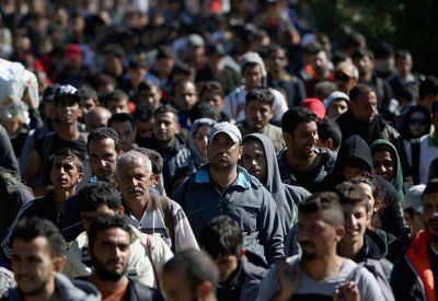 بسبب الهجرة.. وزير داخلية ألمانيا يضع أوروبا أمام "خيارين"
